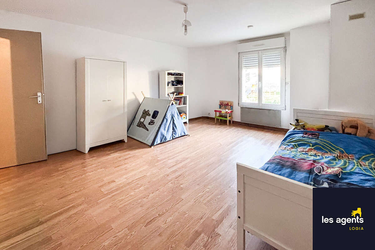 Maison à MAXEY-SUR-VAISE