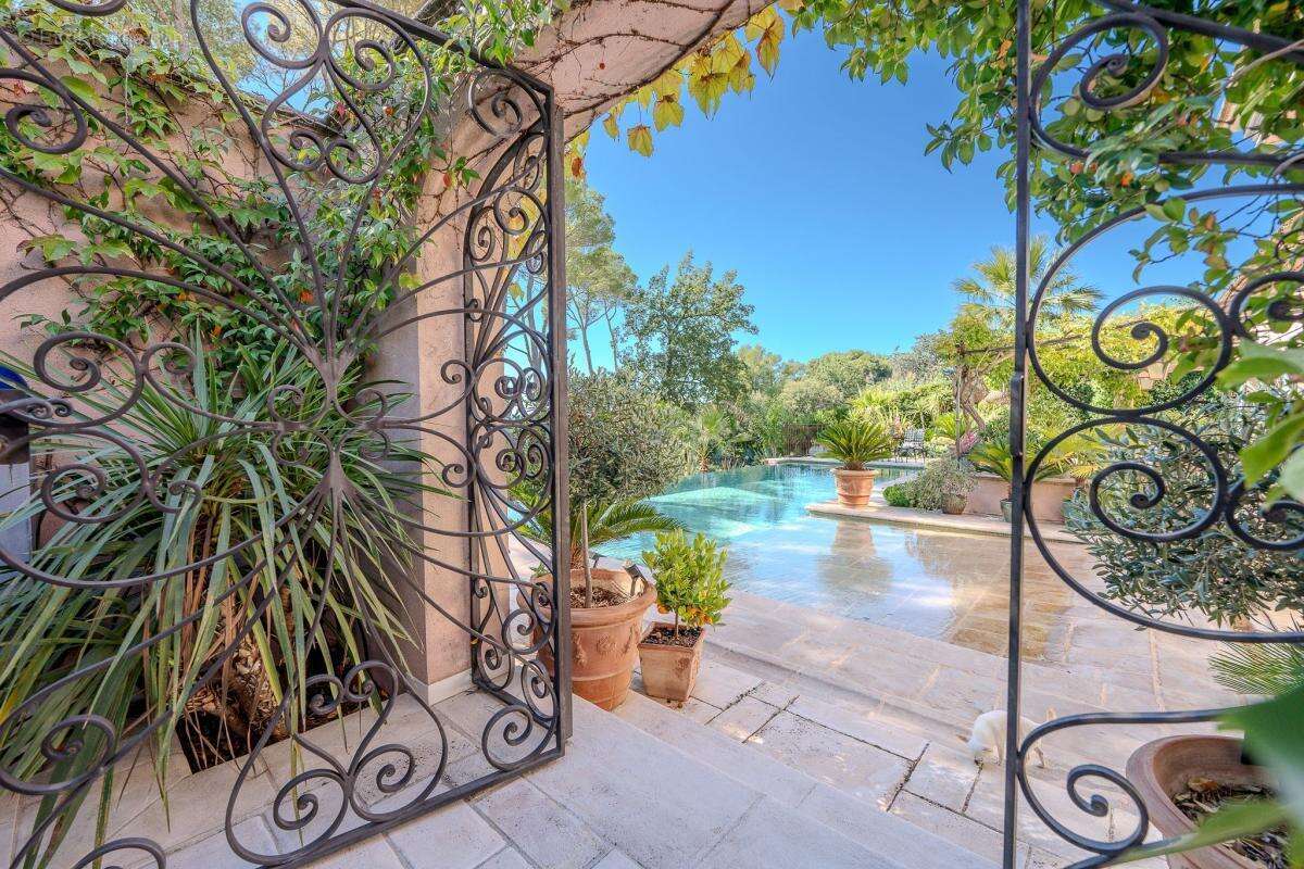 Maison à DRAGUIGNAN