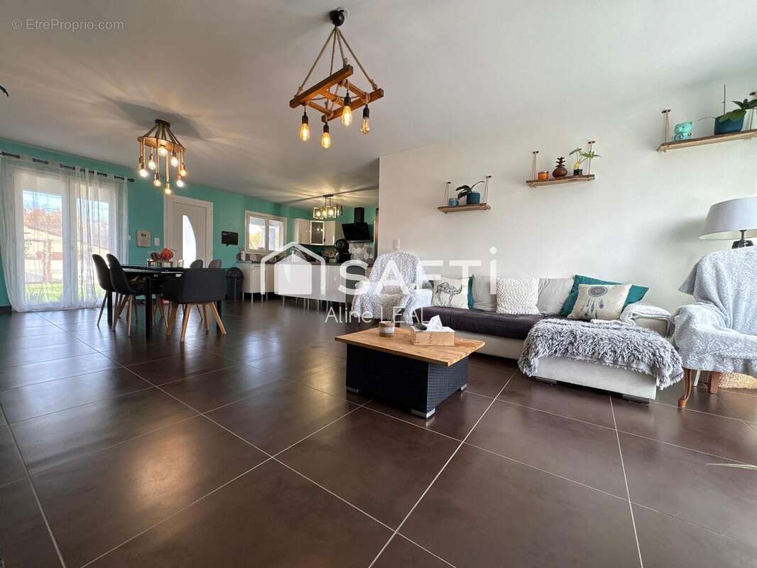 Photo 2 - Maison à CASTELSARRASIN