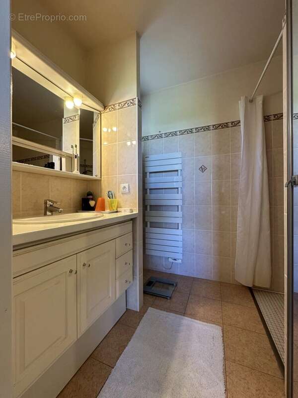 Maison à VAUX-SUR-MER