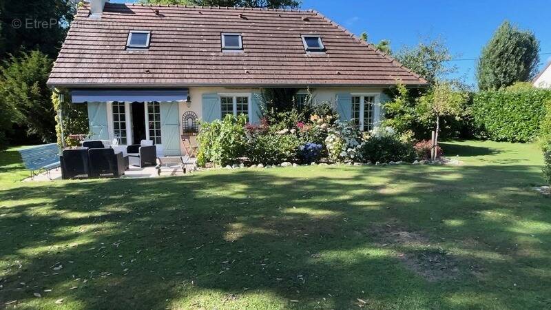 Maison à LE TORQUESNE