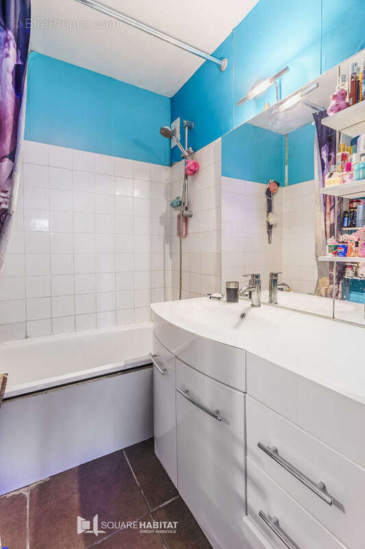 Appartement à CHENOVE