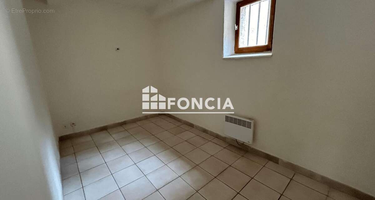 Appartement à PONT-SAINT-ESPRIT
