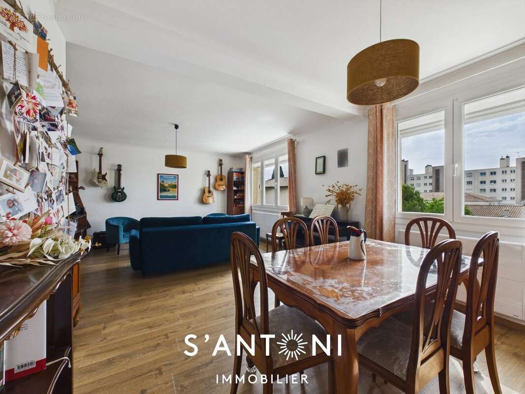 Appartement à BEZIERS