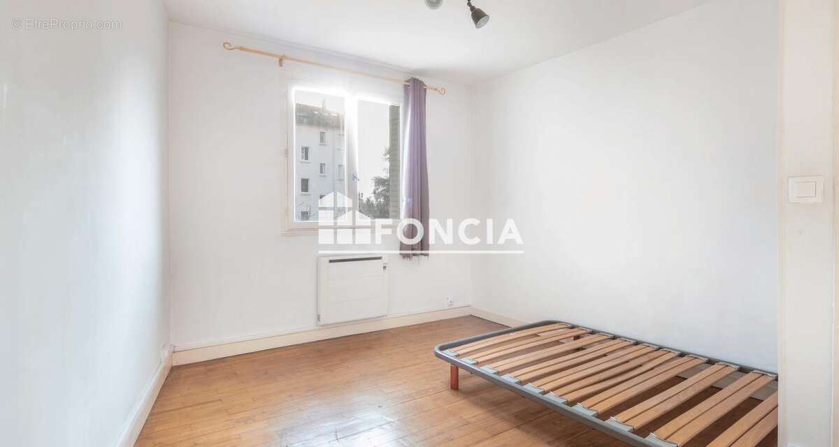 Appartement à SAINT-MARTIN-D&#039;HERES