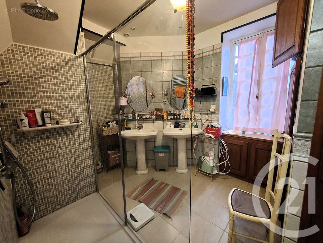 Maison à COSNE-COURS-SUR-LOIRE