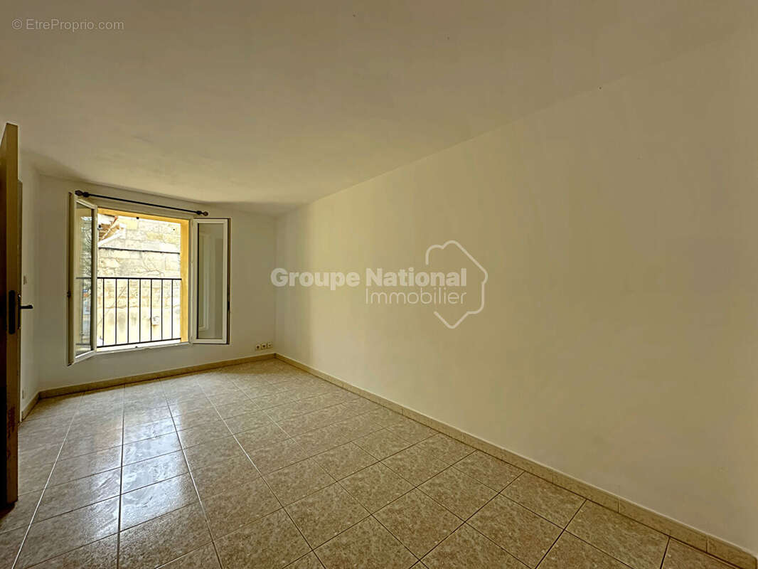 Maison à SAINT-NAZAIRE-DE-PEZAN