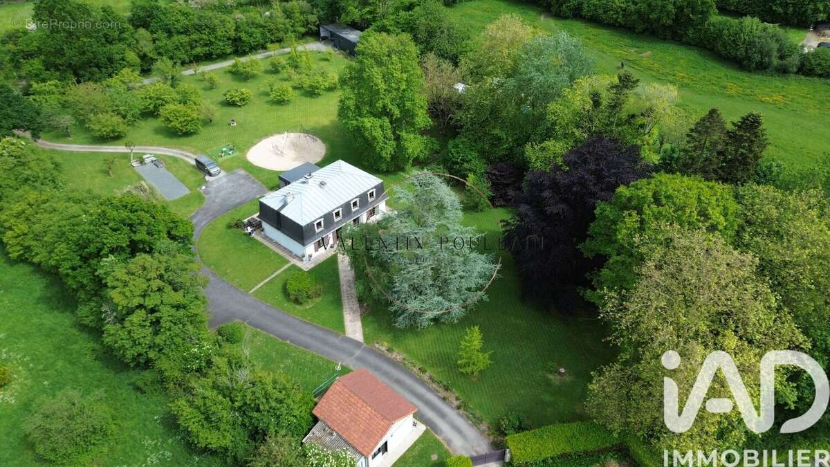 Photo 2 - Maison à PERIERS