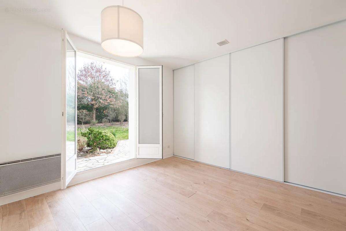 Maison à CLAYE-SOUILLY