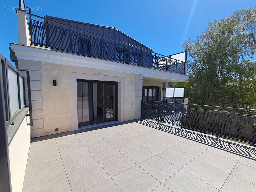 Photo 1 - Appartement à LE PERREUX-SUR-MARNE