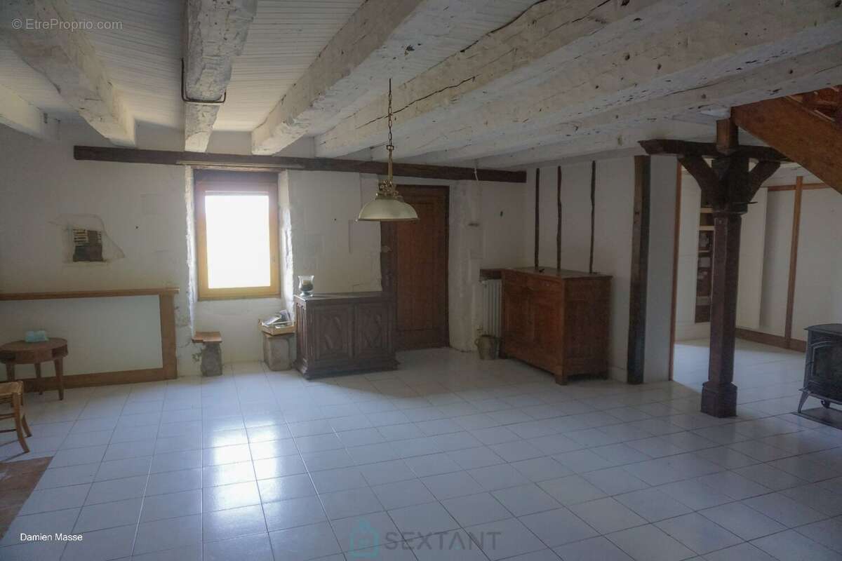 Ensemble immobilier en pierre dans le coeur du parc naturel régional du Périgord - Limousin. - photo 15