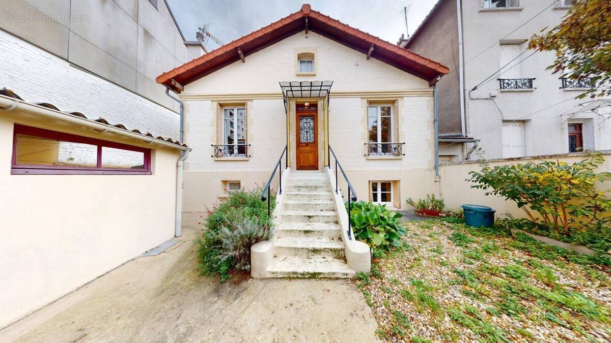 Maison à BOIS-COLOMBES