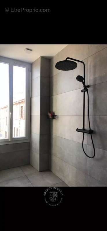 Appartement à MARSEILLE-6E