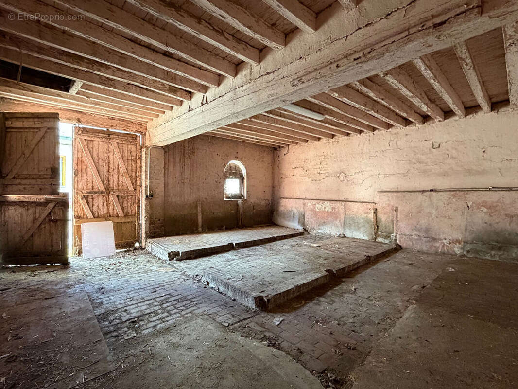 Appartement à BROU