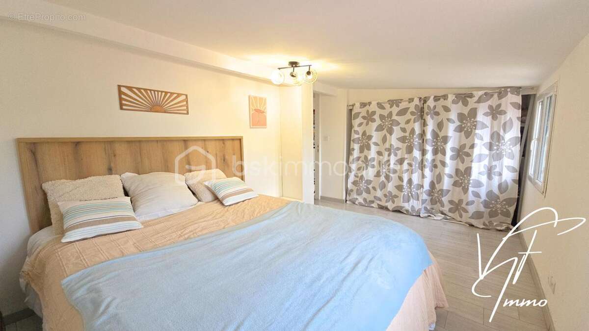 Maison à LE CASTELLET