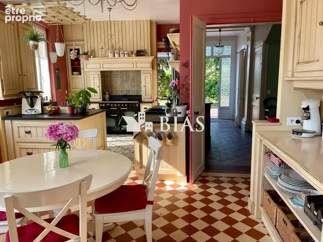Maison 7 pièces 236 m² à vendre à Saint-Aubin-Les-Elbeuf (76410) - photo 5