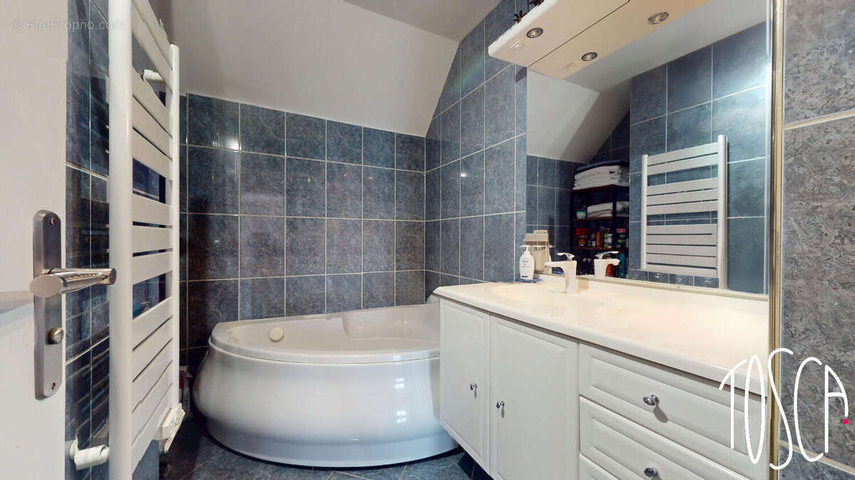 Appartement à THIAIS