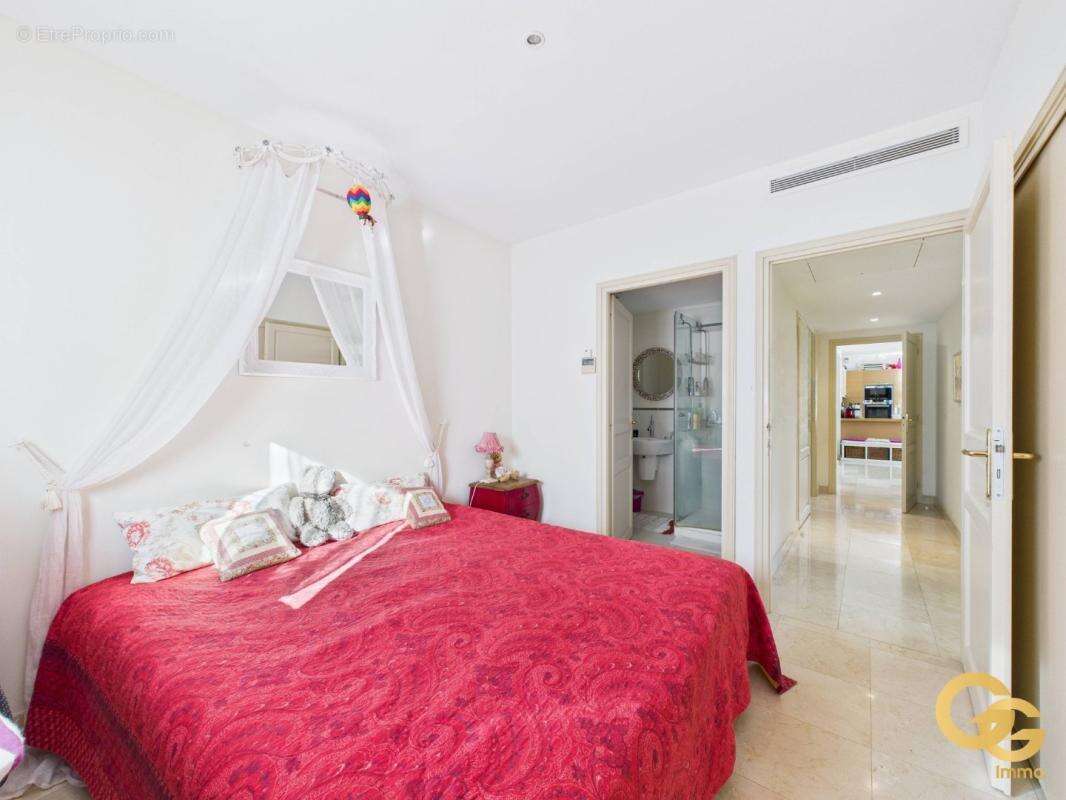 Appartement à THEOULE-SUR-MER