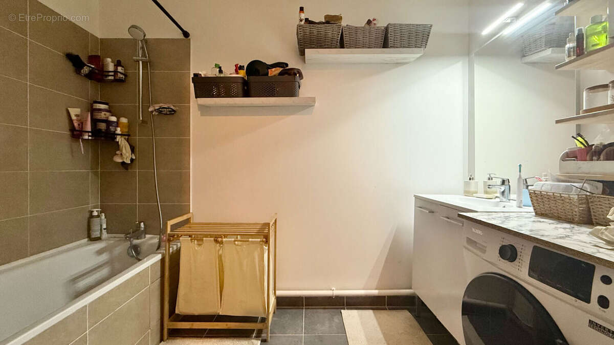 Appartement à CORBEIL-ESSONNES