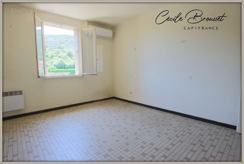 Appartement à CERET
