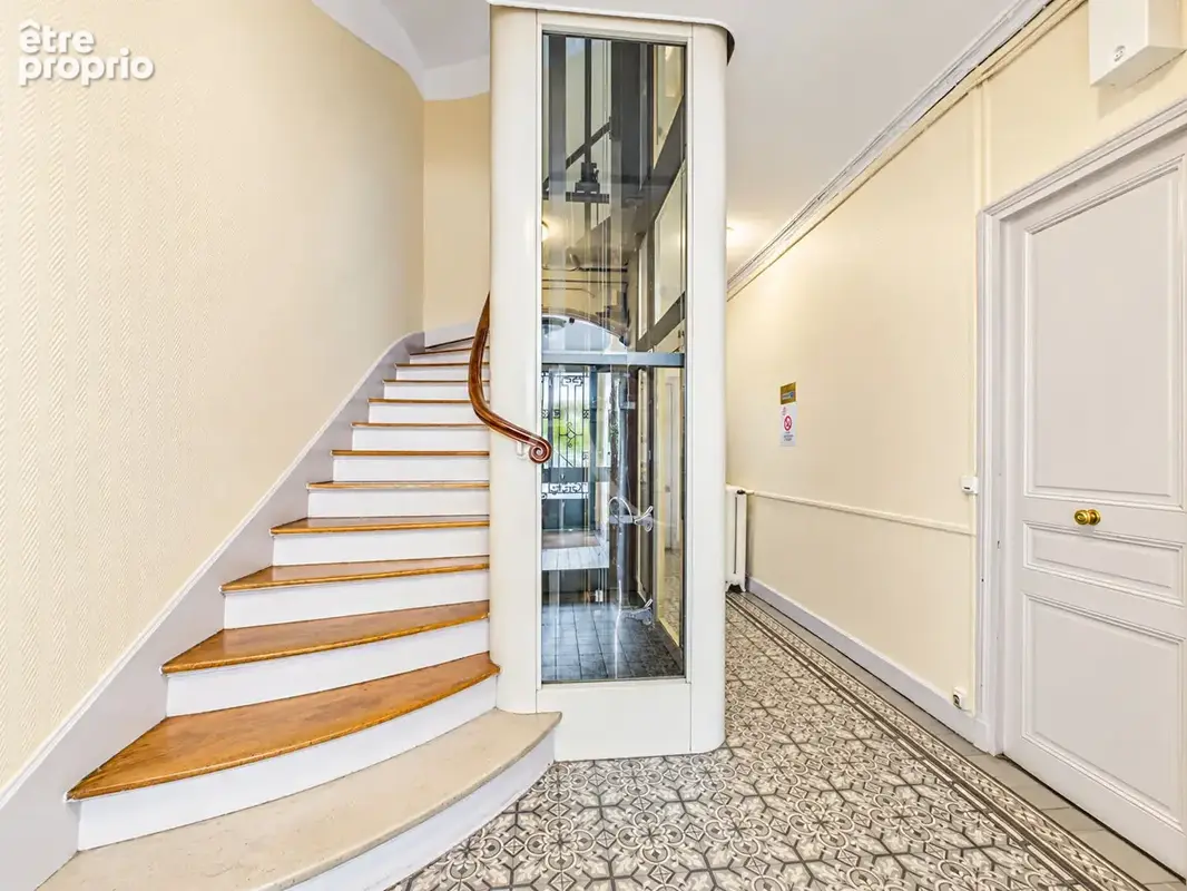 Appartement Neuilly Sur Seine 1 pièce(s) 9.16 m2 - photo 8