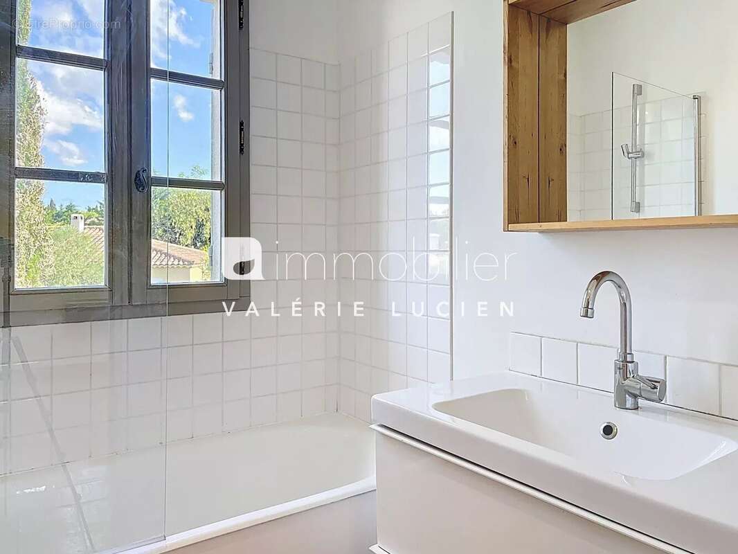 Maison à MAUSSANE-LES-ALPILLES