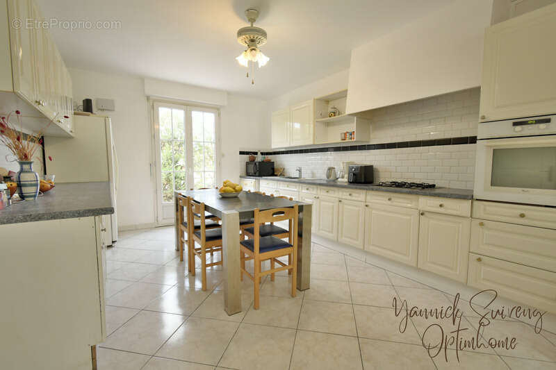 Villa de 225 m² - quartier vertefeuille - perpignan (66100) - photo 5