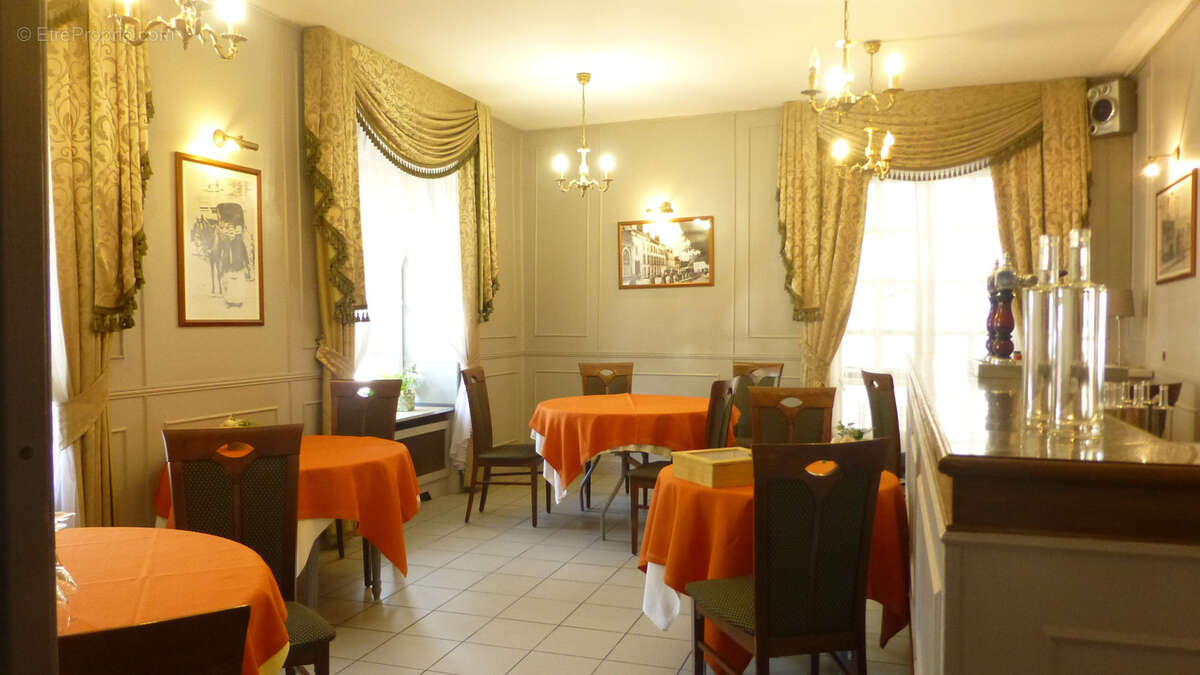 Grand Hotel-Restaurant en centre ville - photo 3