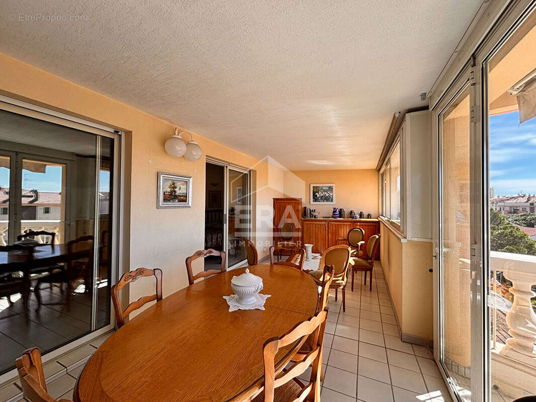 Appartement à FREJUS