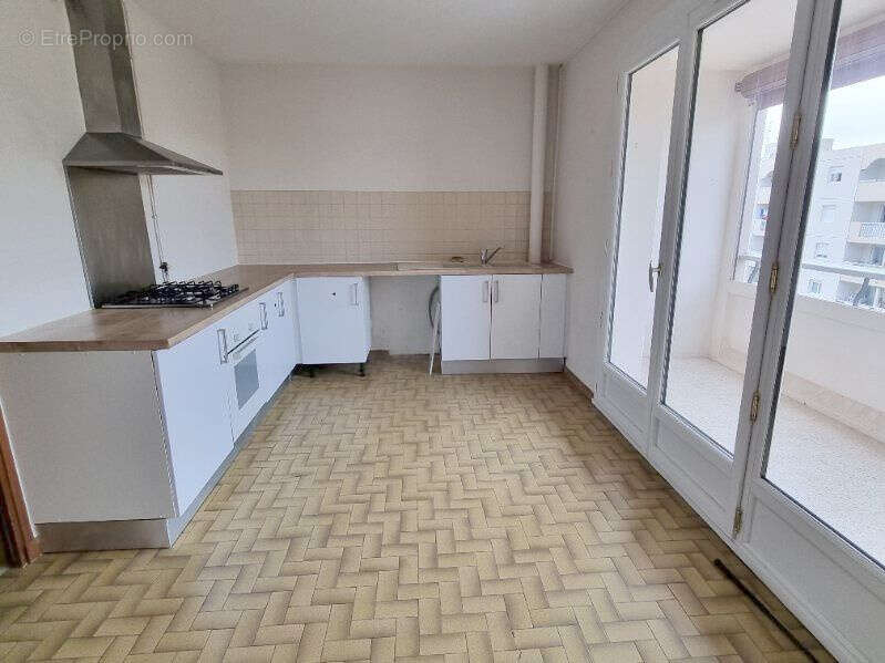 Appartement à HYERES