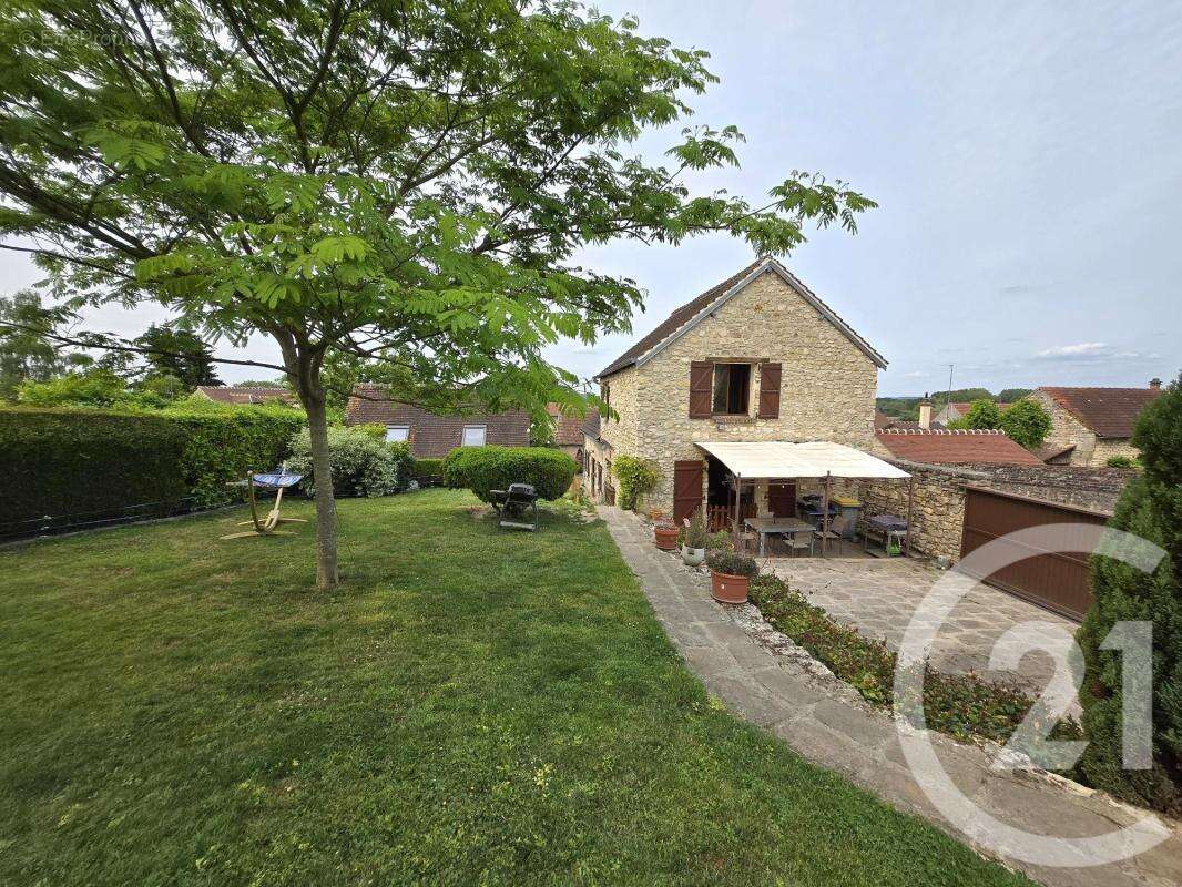 Maison à PONTPOINT