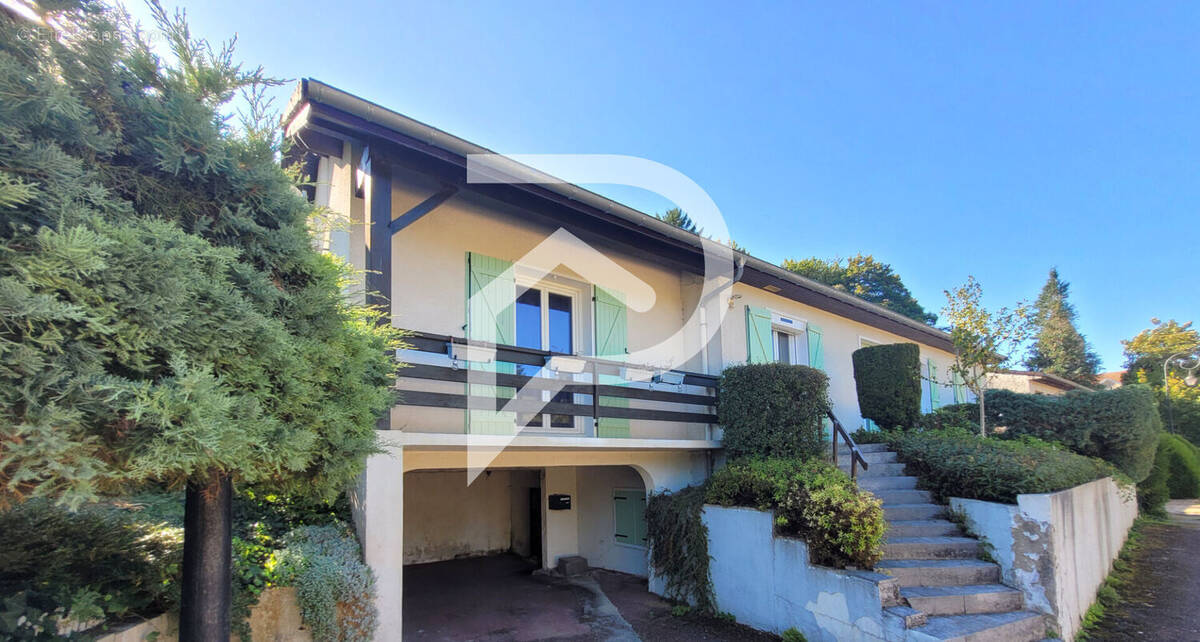 Maison à NEUILLY-SUR-SUIZE