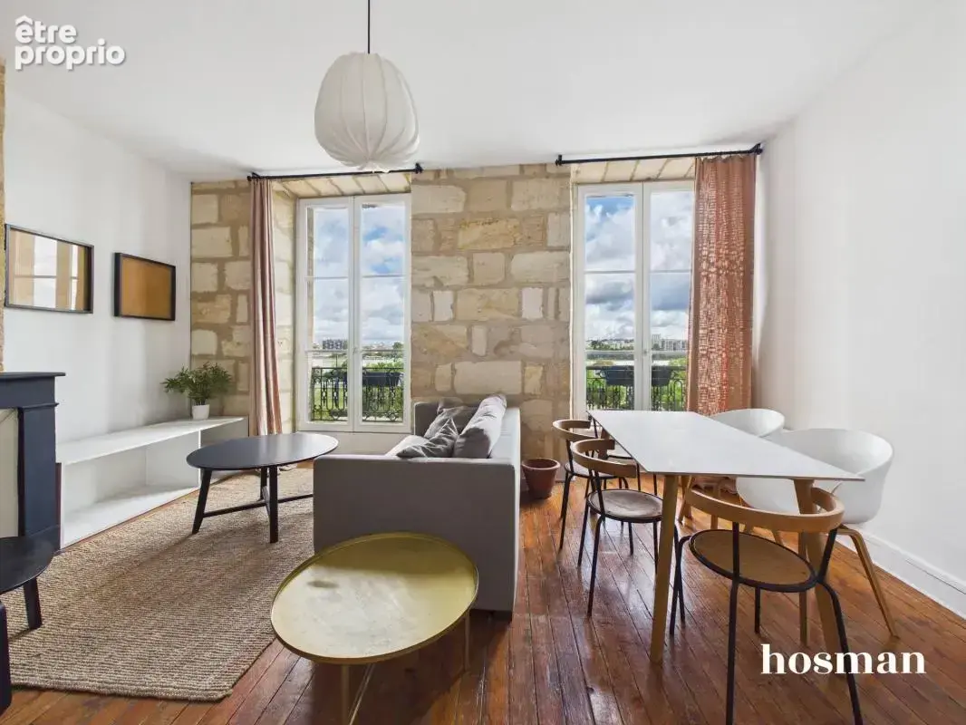 Magnifique appartement T2 de 56 m² avec vue dégagée sur les quais – Quai Sainte-Croix, Bordeaux - photo 4