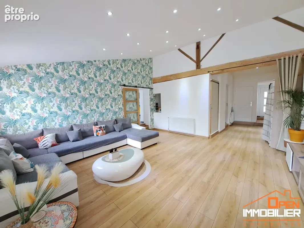 Maison 7 pièces 187 m² à vendre à Saint-Bonnet (16300) - photo 13