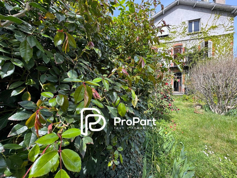 Maison à CLERMONT-FERRAND