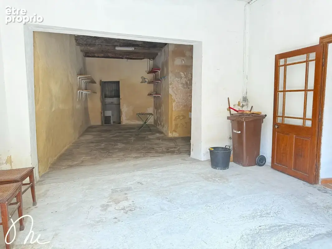 Maison de village en pierre avec garage et 2 terrasses ! - photo 12