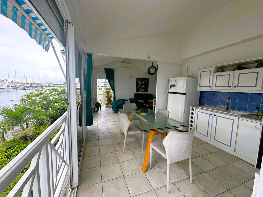 Vue mer imprenable  pour ce superbe appartement 3 piéces dans résidence sécurisée avec pisicne - photo 7