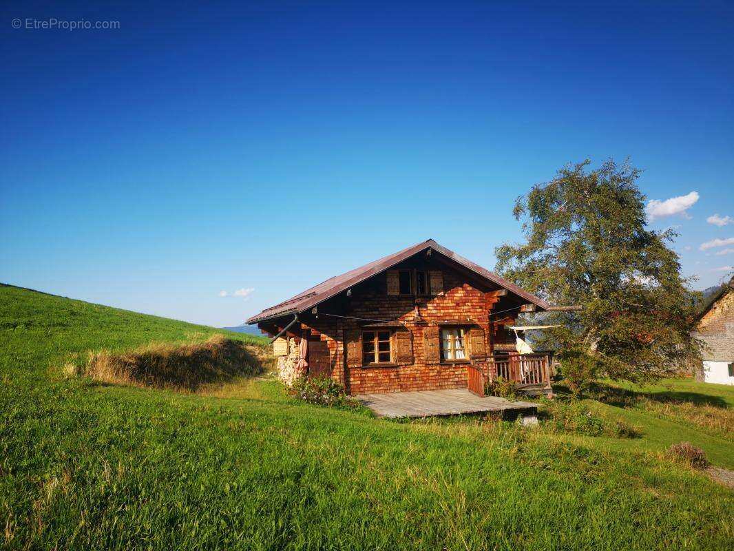 Maison à NANCY-SUR-CLUSES