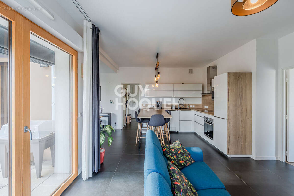 Appartement à LYON-9E