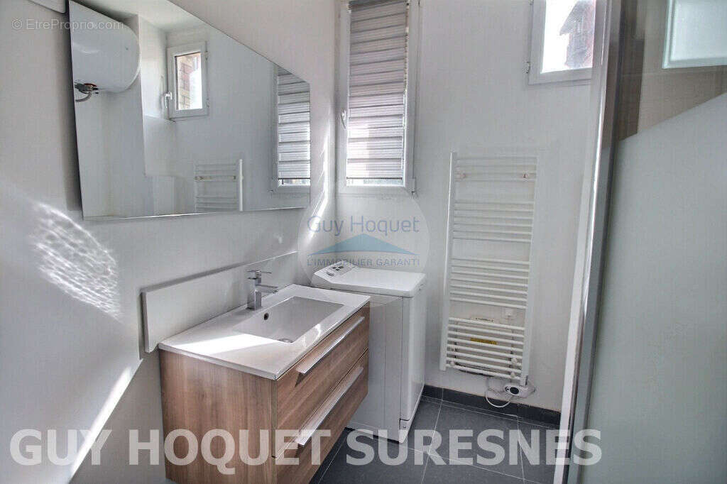 Appartement à SURESNES