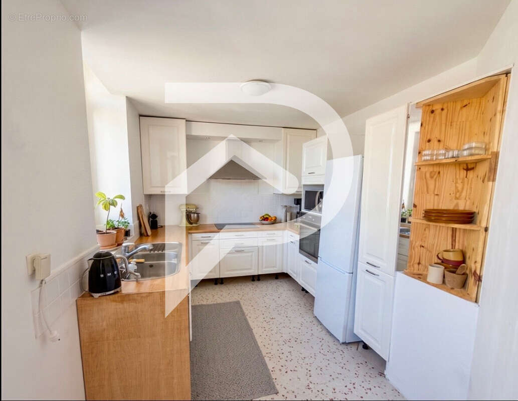 Appartement à MARSEILLE-7E