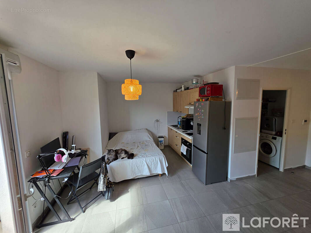 Appartement Carros les plans  studio 27 m2 + Balcon+ stationnement - photo 6