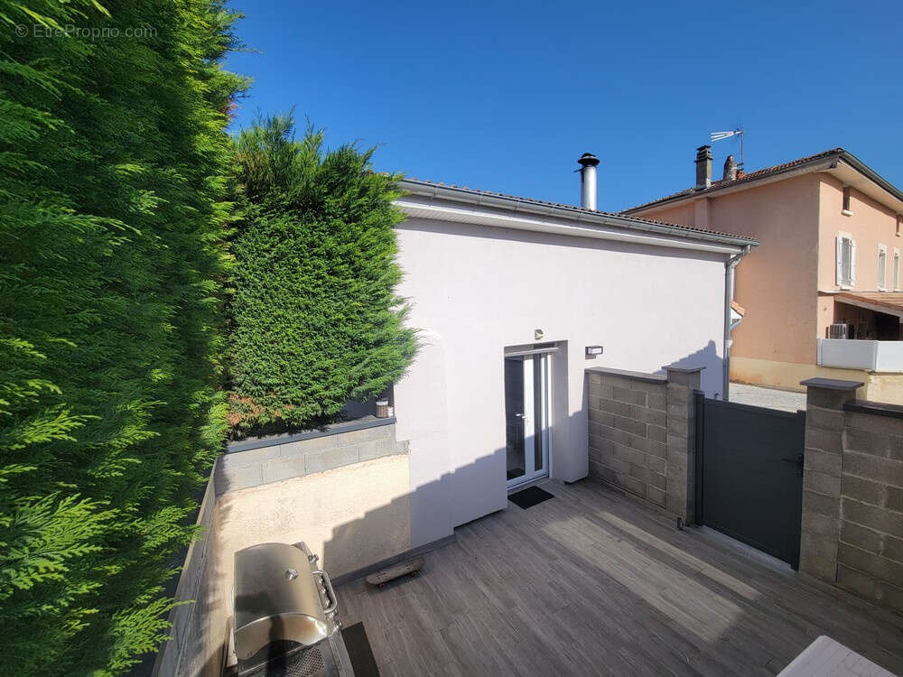 Maison à ROUSSILLON
