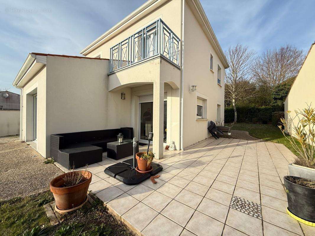 Maison à VAUX-SUR-MER