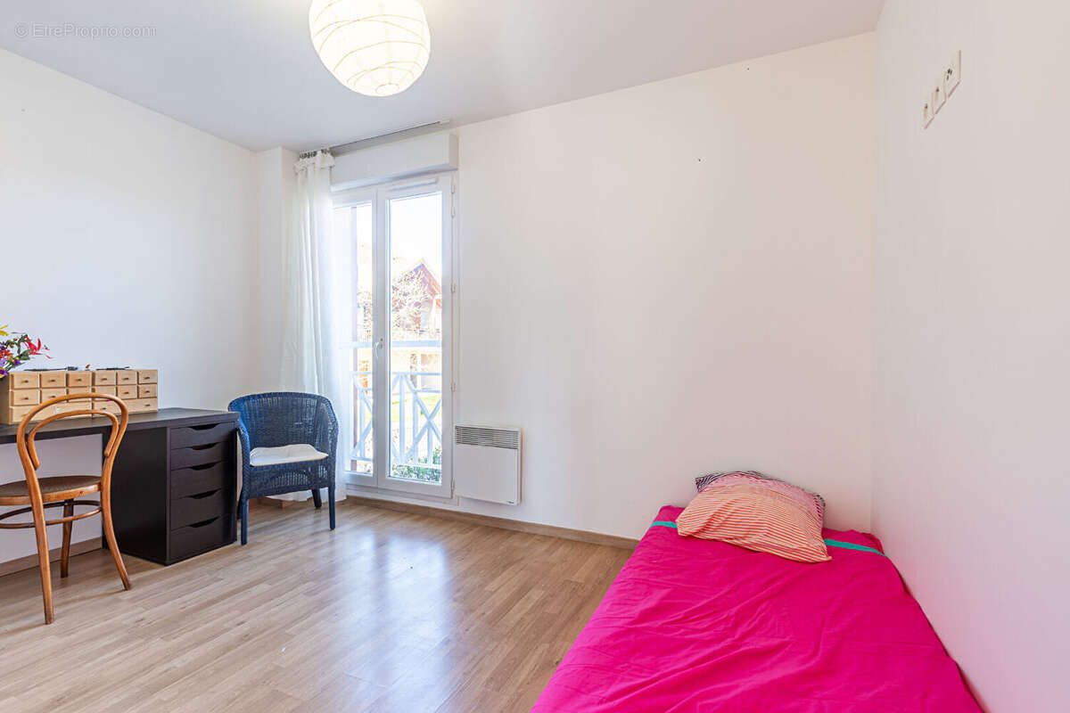 Agence immobiliere laforet - exclusivite - "filao" - la-balme-de-sillingy - maison jumelee de 82,74 m² - terrasse - garage - pla - photo 7