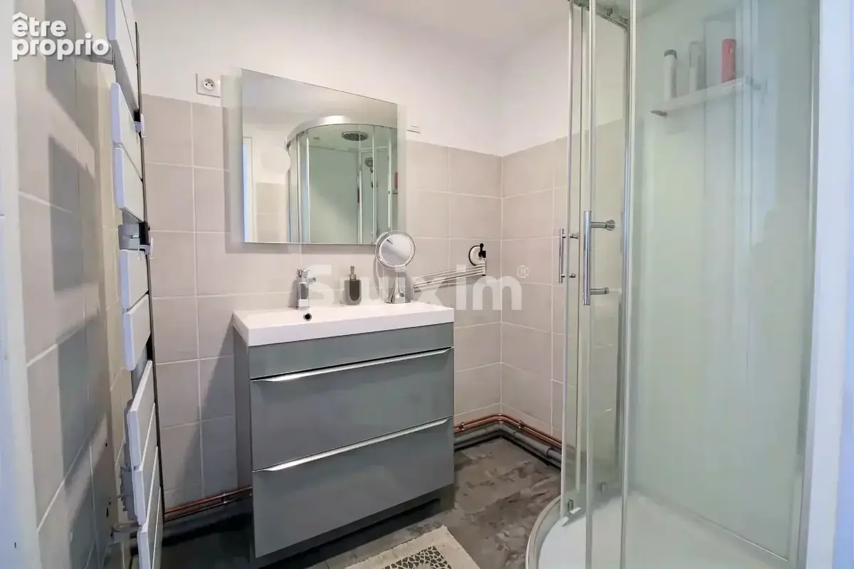 Appartement idéalement situé au centre du village - photo 4