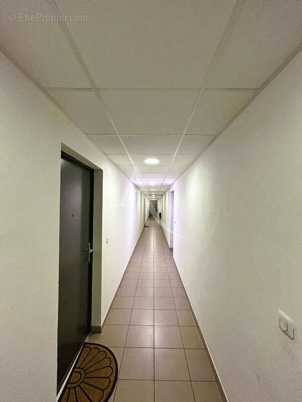 Perpignan Sud, secteur recherché de Porte d'Espagne, appartement 4 pièces 71 m² en très bon état avec 2 places de parking - photo 16