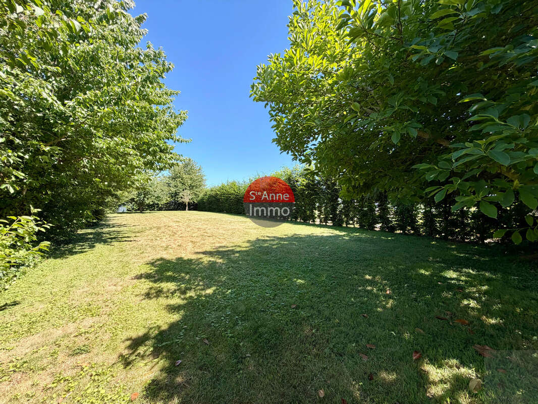Flaucourt - maison plain-pied - 90m2 - 2 chambres - jardin - garage - photo 14