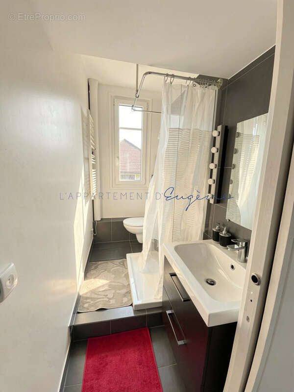 Appartement à PARIS-11E