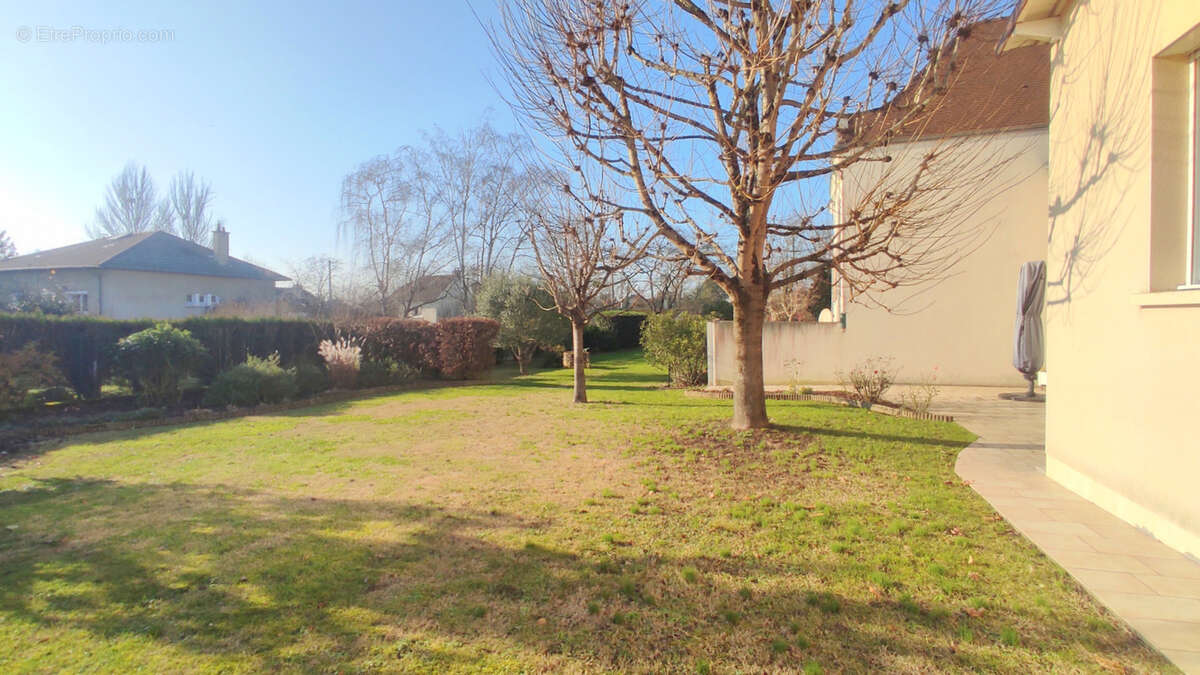 Maison à CHATELLERAULT